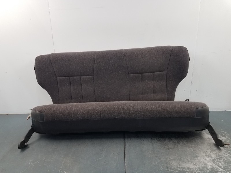 2000 Jeep Cherokee Classic XJ 4x4 4.0L Rear Bench Seat #9210 B9