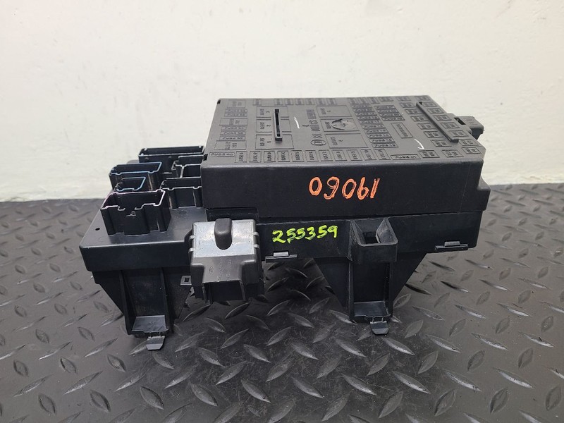 07-08 Ford F150 Engine Relay Fuse Box Cabin OEM 7L3T-14A067-FA