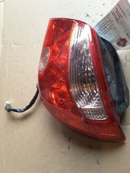 R TAIL LIGHT LS FITS 05-06 OUTLANDER 171013