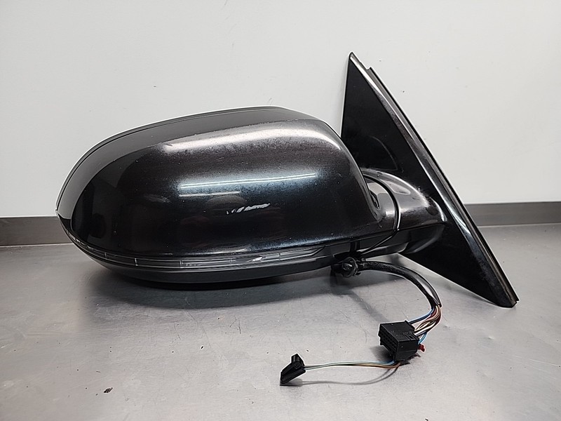 4H0857536G | 2011 - 2018 AUDI A8 A8L RIGHT DOOR MIRROR Blind Spot AUTO DIMMING