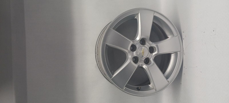 14-'16 CHEVROLET TRAX Wheel 16x6-1/2 aluminum OEM Grade B
