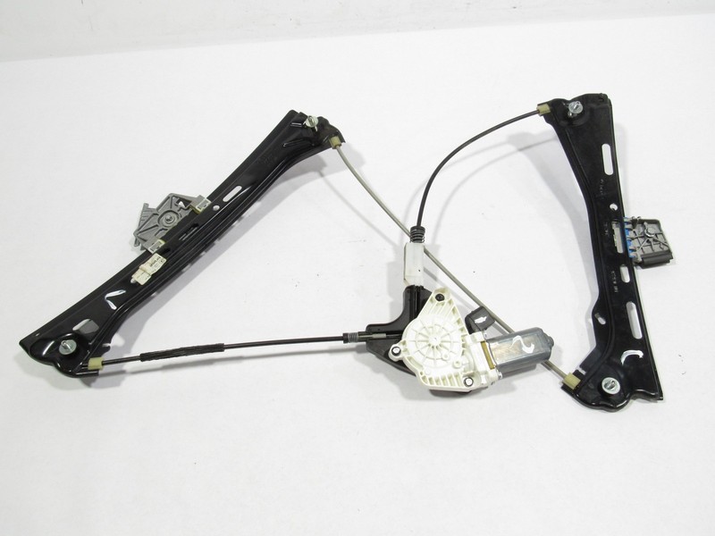 13-19 Mercedes SL550 R231 2013 Front Right Door Window Regulator Motor Set |