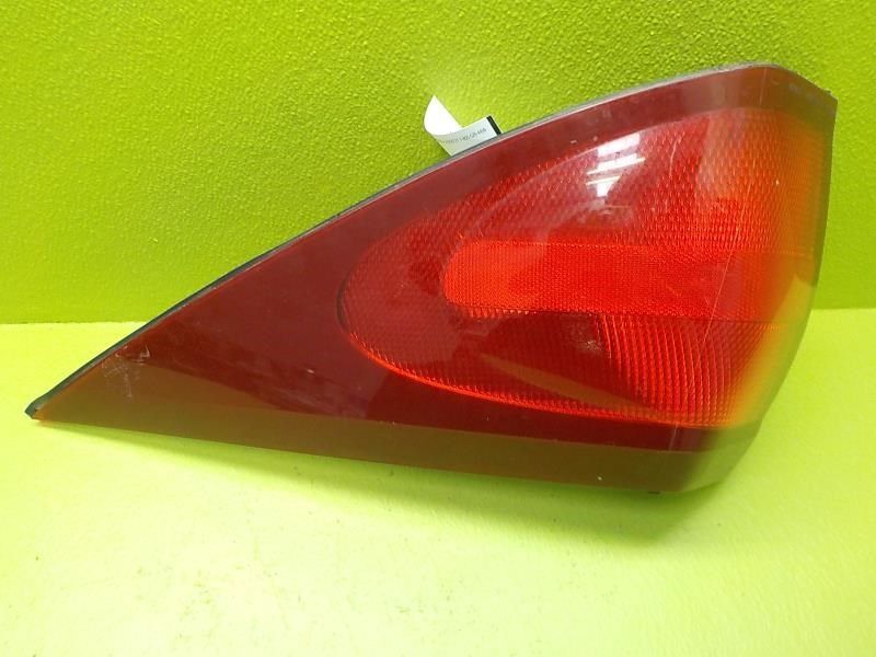 04-07 Buick Rendezvous Right Passenger Tail Light Tail Lamp OEM 15281032