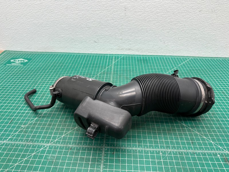 10-17 Audi S4 S5 3.0L ENGINE AIR INTAKE RESONATOR DUCT HOSE PIPE OEM