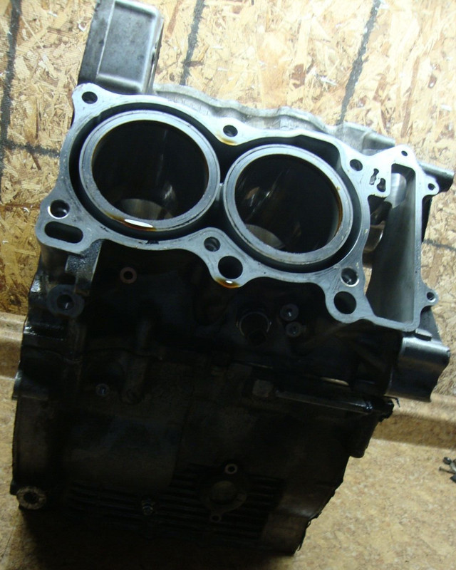 2006 Honda ST1300PA ST1300 ST 1300 P PA Engine Crank Case Motor Block Casing 06