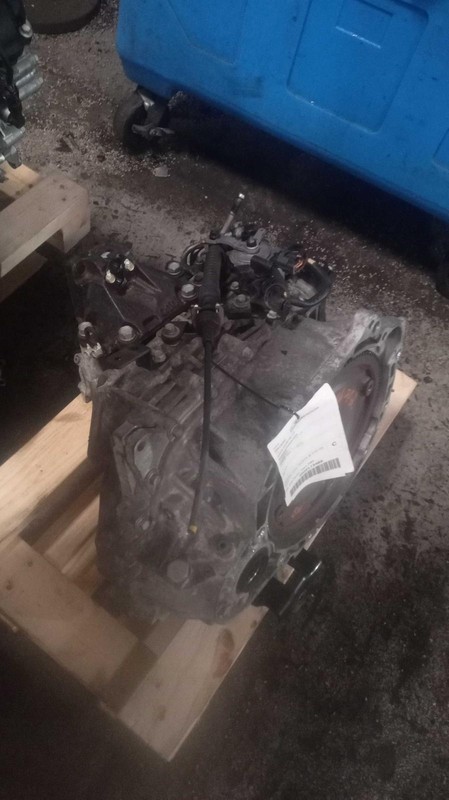 2015 KIA Forte Automatic Transmission Assembly OEM 99K Miles Black FWD