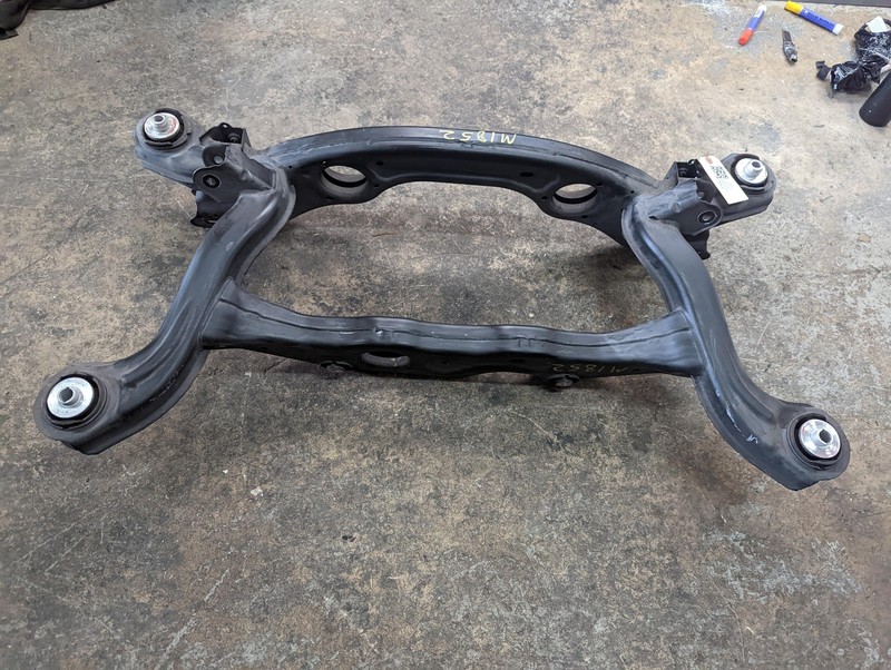 Rear Crossmember 2018 Mercedes CLA 250 2463504701 2014 2015 2016 2017 2019