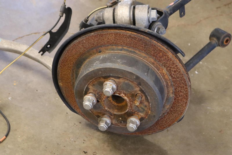 2013-2019 LEXUS GS350 RWD REAR RIGHT SPINDLE KNUCKLE HUB W/ CONTROL ARMS OEM