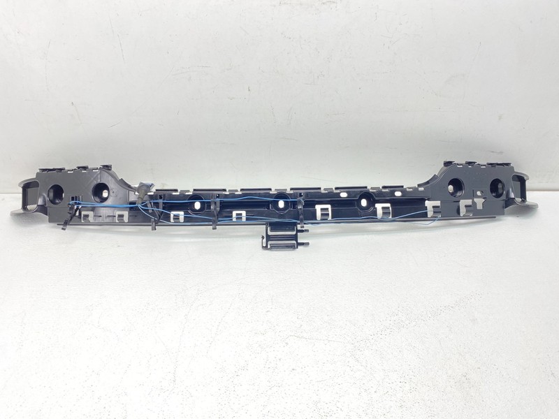 08-14 BMW E82 E88 128 135 Rear Bumper Center Guide Bracket Mount Support OEM✅