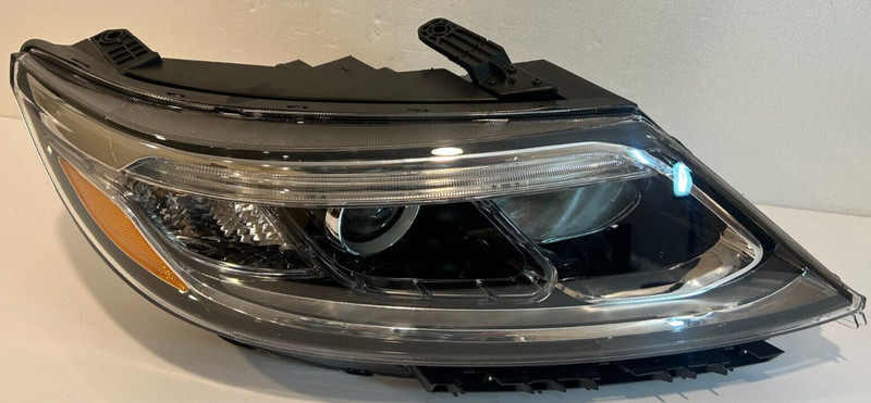 2014- 2015 KIA SORENTO HALOGEN HEADLIGHT RIGHT SIDE RHOEM92102-1U500