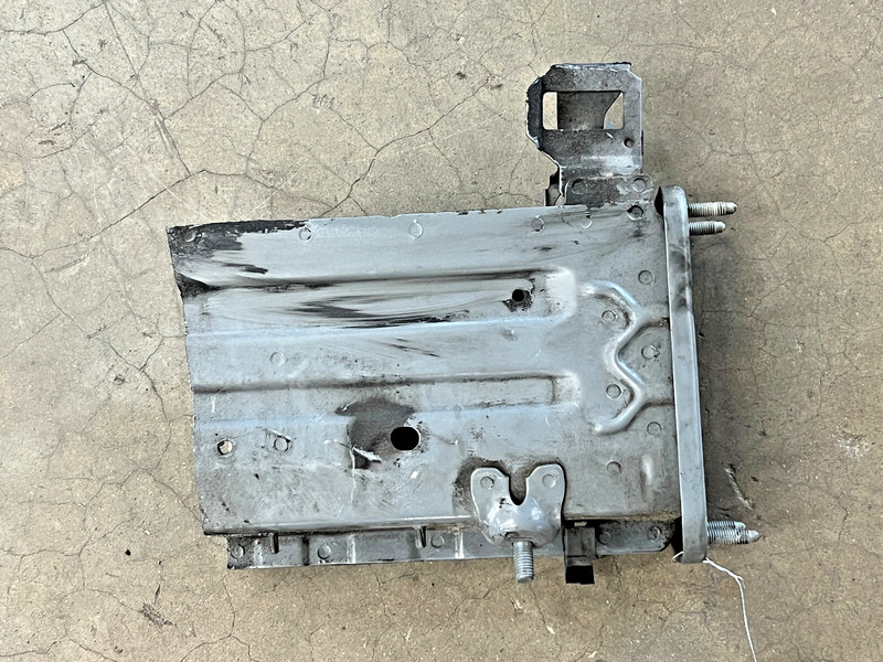 ⭐2008-2013 BMW 128I 135I FRONT RIGHT PASS SIDE FRAME RAIL BRACKET OEM LOT2502