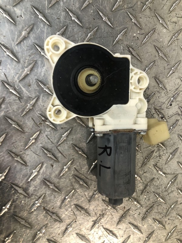 2006-2011 Mercedes Benz W219 Rear Driver Left Window Motor Regulator Oem