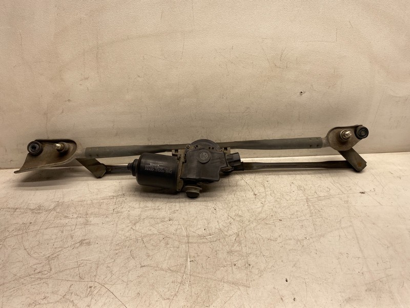 2004-2007 TOYOTA HIGHLANDER FRONT WINDSHIELD WIPER MOTOR W/TRANSMISSION LINKAGE