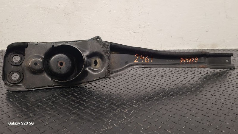 01-03 Ford Escape 3.0L Engine Mount Crossmember 6-182 OEM YL8Z-6P094-CA