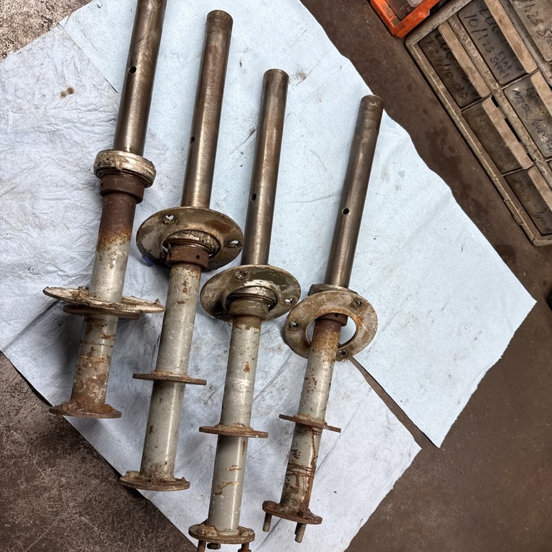 Vintage CHAPARRAL 6x6 Amphibious Axles Straight