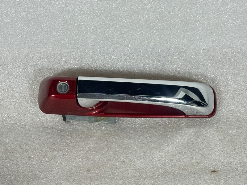 2012 RAM 2500 FRONT LEFT OUTSIDE DOOR HANDLE | RED PRV W/ CHROME