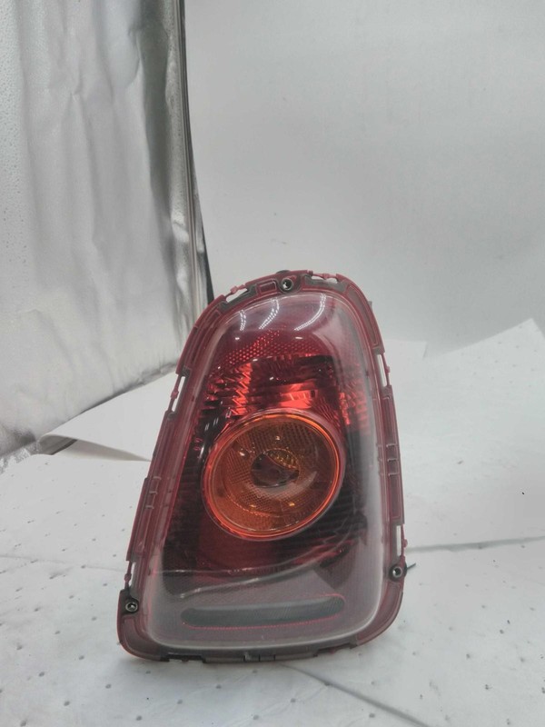 2009 MINI COOPER Right Tail Light Assembly WHITE 720197 Used 91K Miles