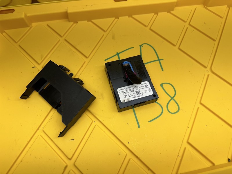 2020 VW Passat Keyless Entry Anti Theft Computer Module Unit OEM 5k0959434j
