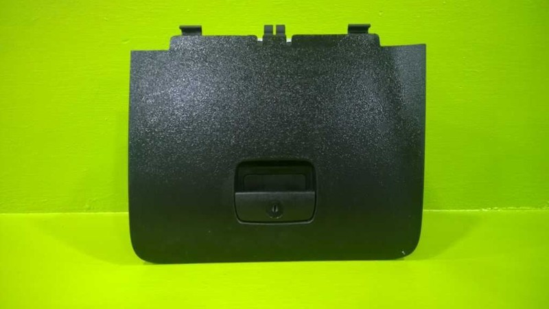 06 07 08 09 PONTIAC SOLSTICE GLOVE BOX OEM 2811-55