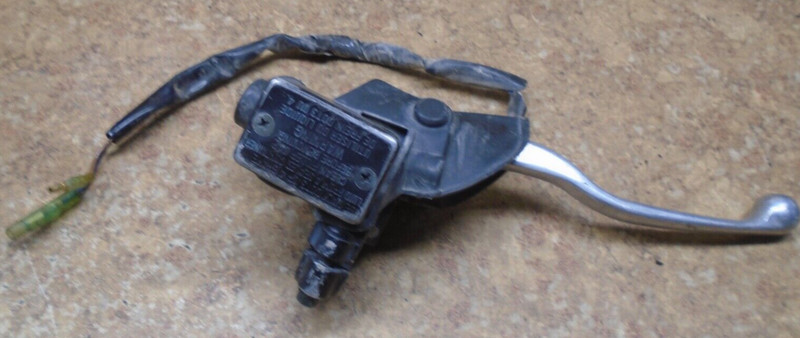 2001 Kawasaki Lakota Sport KEF300 KEF 300 Front Disk Brake Lever Master Cylinder