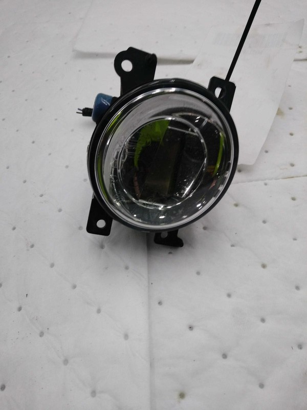 2017 INFINITI QX80 Right Blue Fog Light Assembly OEM Used 137K Miles