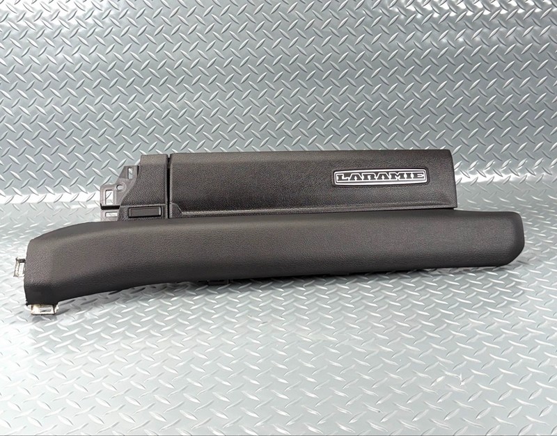 ✅ 19-22 RAM 1500 5th Gen. LARAMIE OEM UPPER RIGHT GLOVE BOX COMPARTMENT Black RH