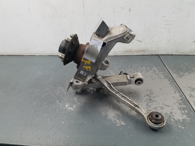 2024 Porsche Cayman GT4 RS Right Front Centerlock Hub Knuckle Arms #74617 Z4