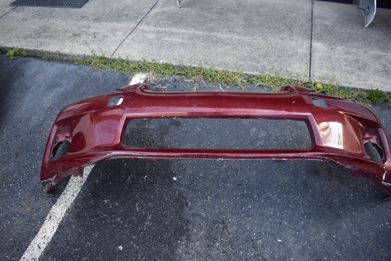 2011-2013 LEXUS CT200H FRONT BUMPER FACTORY OEM