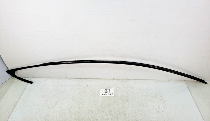 ✅ 2021-2023 OEM Tesla Model S Right Passenger Upper Bright Trim Molding