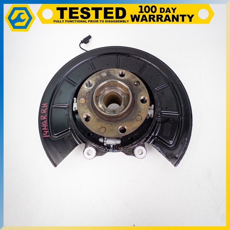 14-19 MASERATI QUATTROPORTE GHIBLI REAR RIGHT SIDE SPINDLE KNUCKLE HUB OEM