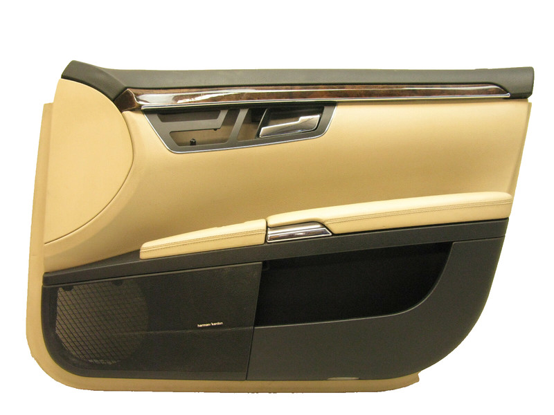 07-09 MERCEDES W221 S550 S600 FRONT RIGHT PASSENGER DOOR PANEL OEM 091819