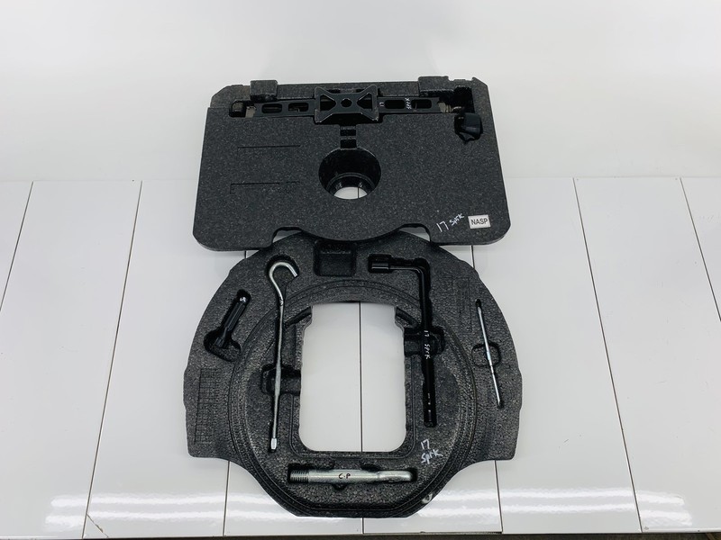16-22 CHEVROLET SPARK REAR TRUNK COMPARTMENT FLOOR JACK STOWAGE BOX TOOL KIT OEM