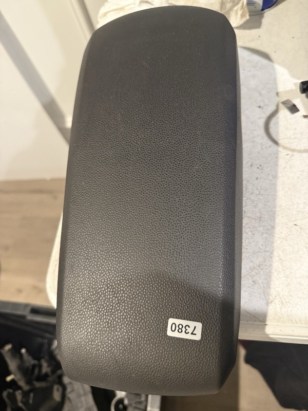2008-2011 Ford Focus Black Vinyl Center Console Armrest Lid Cover Assembly OEM