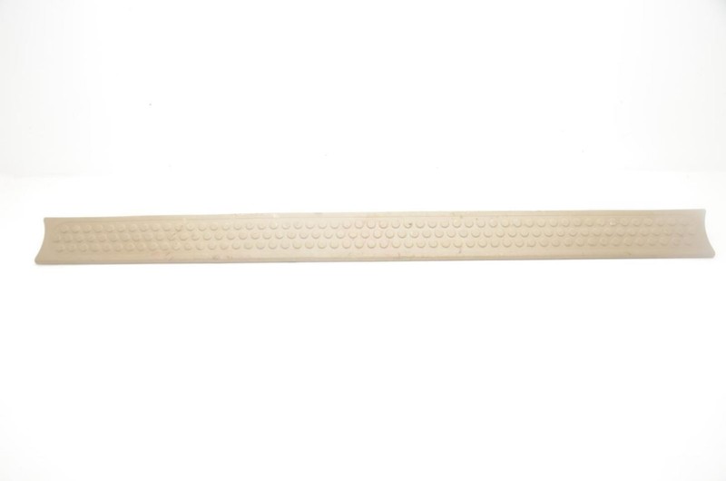 00-05 EXCURSION Tan Rear Lid Gate Door Sill Scuff Plate YC3578404C08ADW