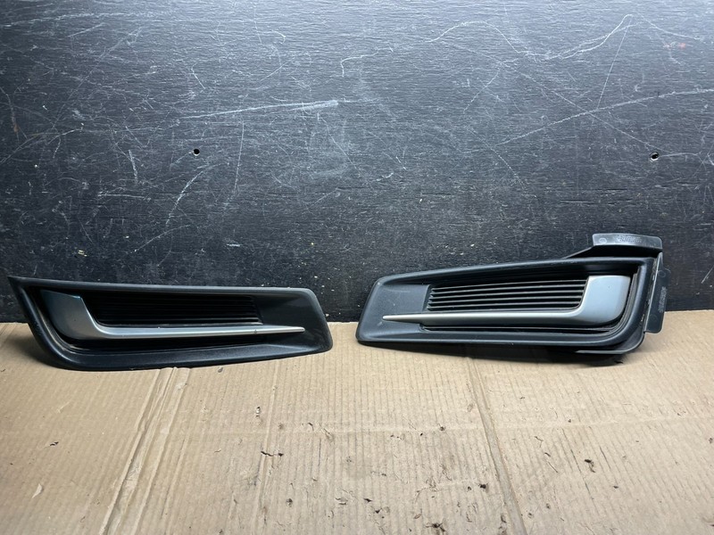 2013 to 2017 Cadillac XTS Front Left+Right Fog Light Cover Trim Oem X4515 DG