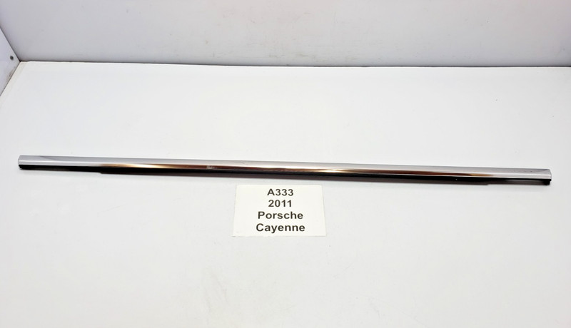 ✅ 11-18 OEM Porsche Cayenne 958 Rear Right Passenger Door Window Molding Seal