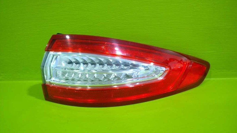 13 14 15 16 FUSION S PASSENGER RIGHT QUARTER TAILLIGHT LAMP OEM 3705-36