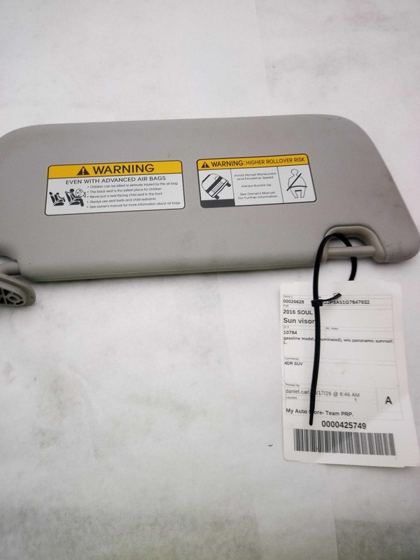2016 KIA SOUL Black Used Sun Visor OEM Part 130006 76K Miles