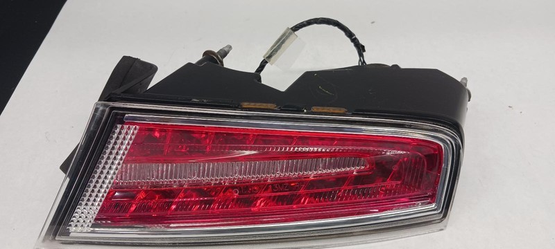 2013 LINCOLN MKZ Right passenger Taillight quarter mounted OEM 13