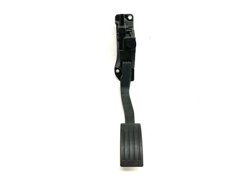 Accelerator Gas Pedal Fits 2015-2016 Lincoln MKC 78626