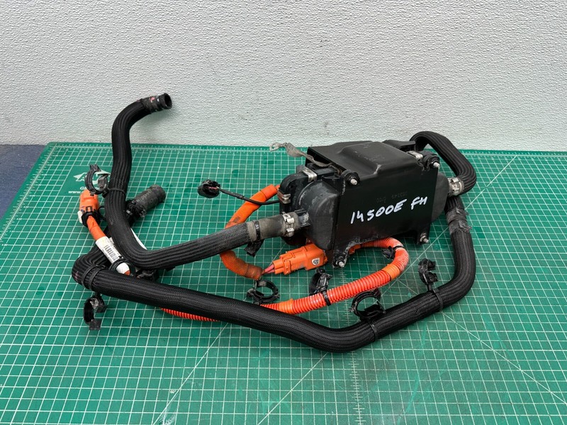 13-15 FIAT 500e ELECTRIC EV PTC WATER HEATER UNIT OEM