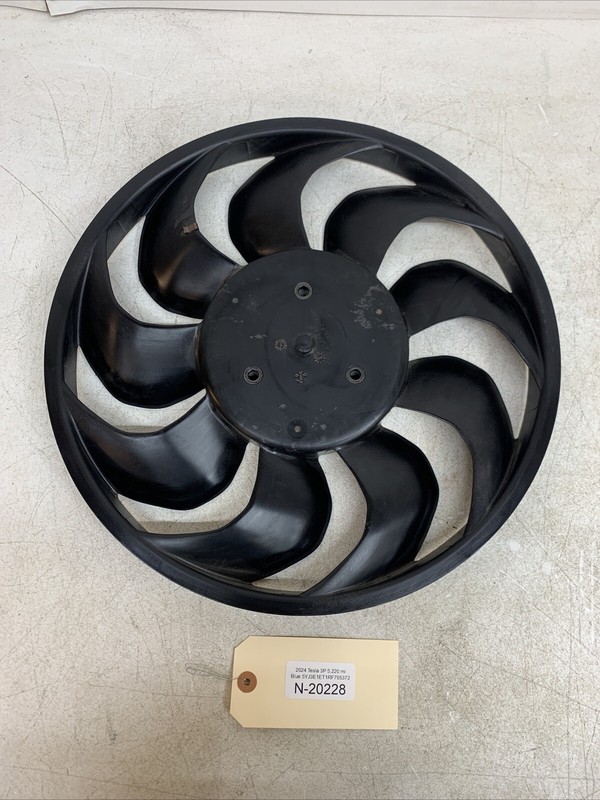 ⚡️24-25 Tesla Model 3 Radiator Cooling Fan (9-Blade) w/Motor Plug 20228 U2