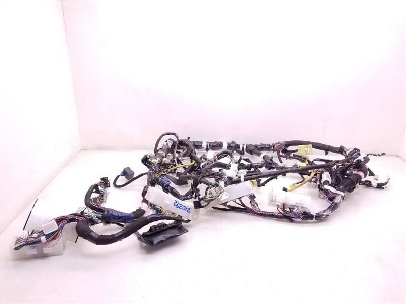 18 19 20 TOYOTA TACOMA SR5 3.5L V6 4WD DASH WIRE HARNESS 82141-04Y53