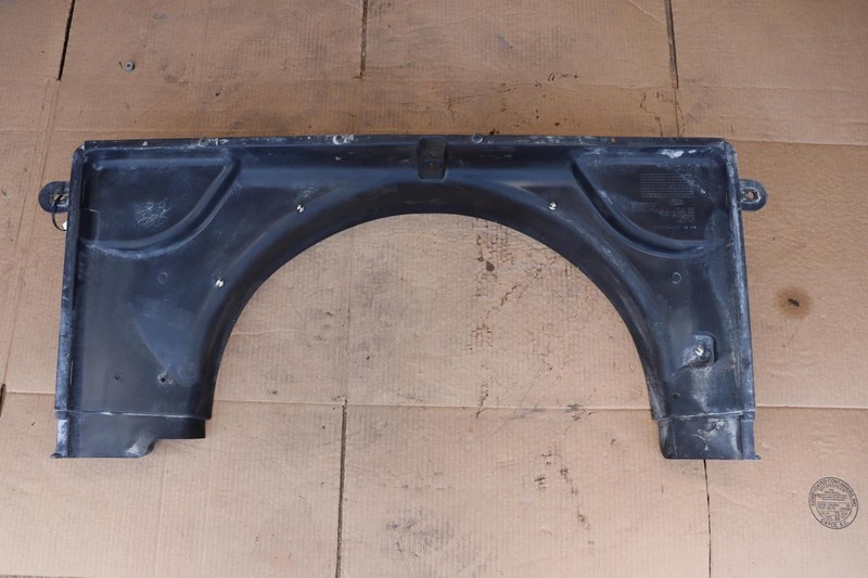 2011-2016 FORD F250 SD 6.7L DIESEL MAIN LOWER RADIATOR COOLING FAN SHROUD OEM