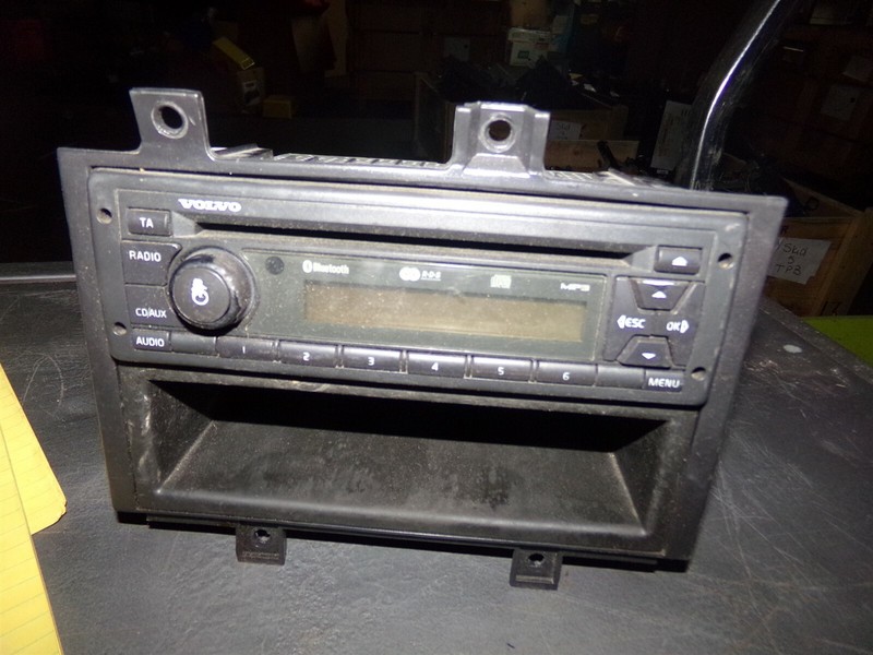 Volvo 21458709 21458729 Radio 28239974 69FKA11062010 *FREE SHIPPING*