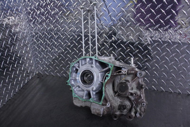07 HONDA REBEL CMX 250 LEFT ENGINE MOTOR BLOCK CRANK CASING BOTTOM END CMX250