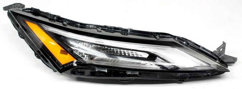 OEM Right Passenger Side Halogen Turn Signal For Nissan Rogue 26120-6RR0A