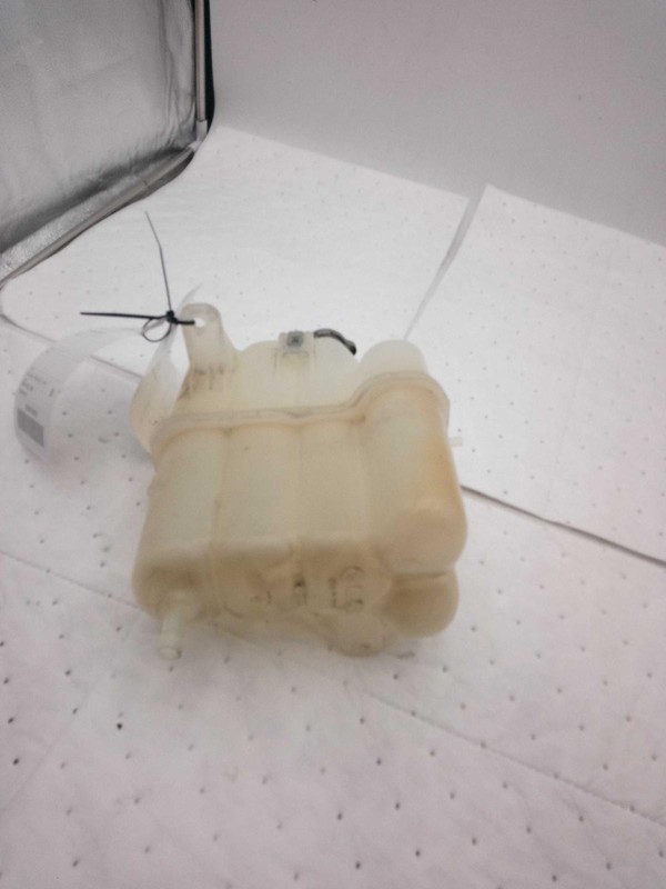 2021 Nissan Titan OEM Blue Engine Coolant Reservoir 5.6L 49000 Miles