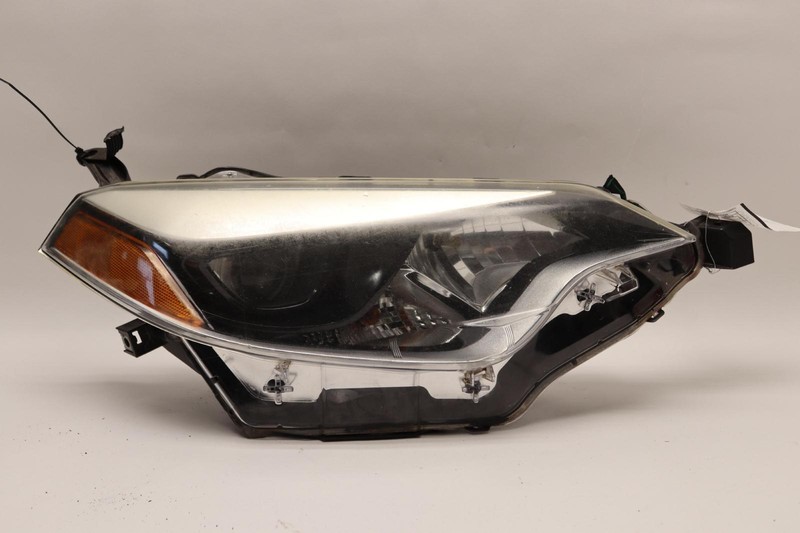 2014-2016 TOYOTA COROLLA FRONT RIGHT PASSENGER SIDE HEADLIGHT HEADLAMP OEM