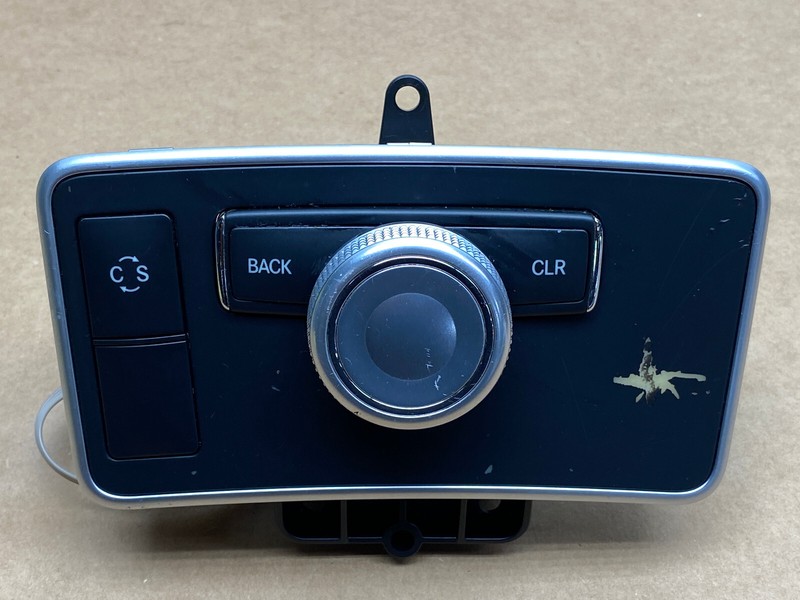 2010-2013 MERCEDES E350 COMFORT SPORT AUDIO MEDIA CONTROL SWITCH OEM LOT728